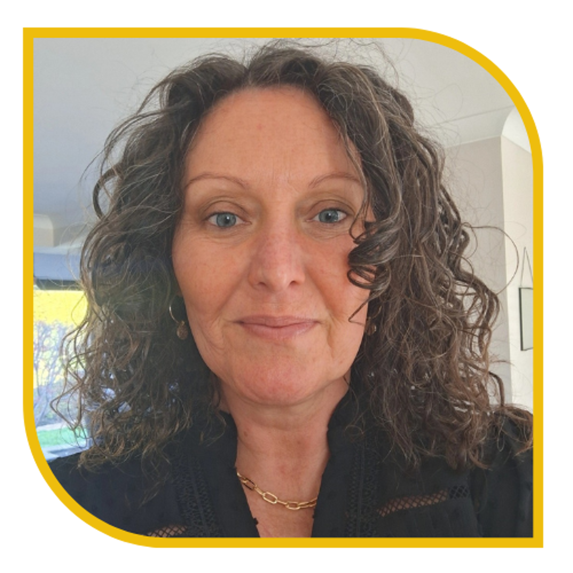 Andrea Bryant, Uwch Weithiwr Arweiniol