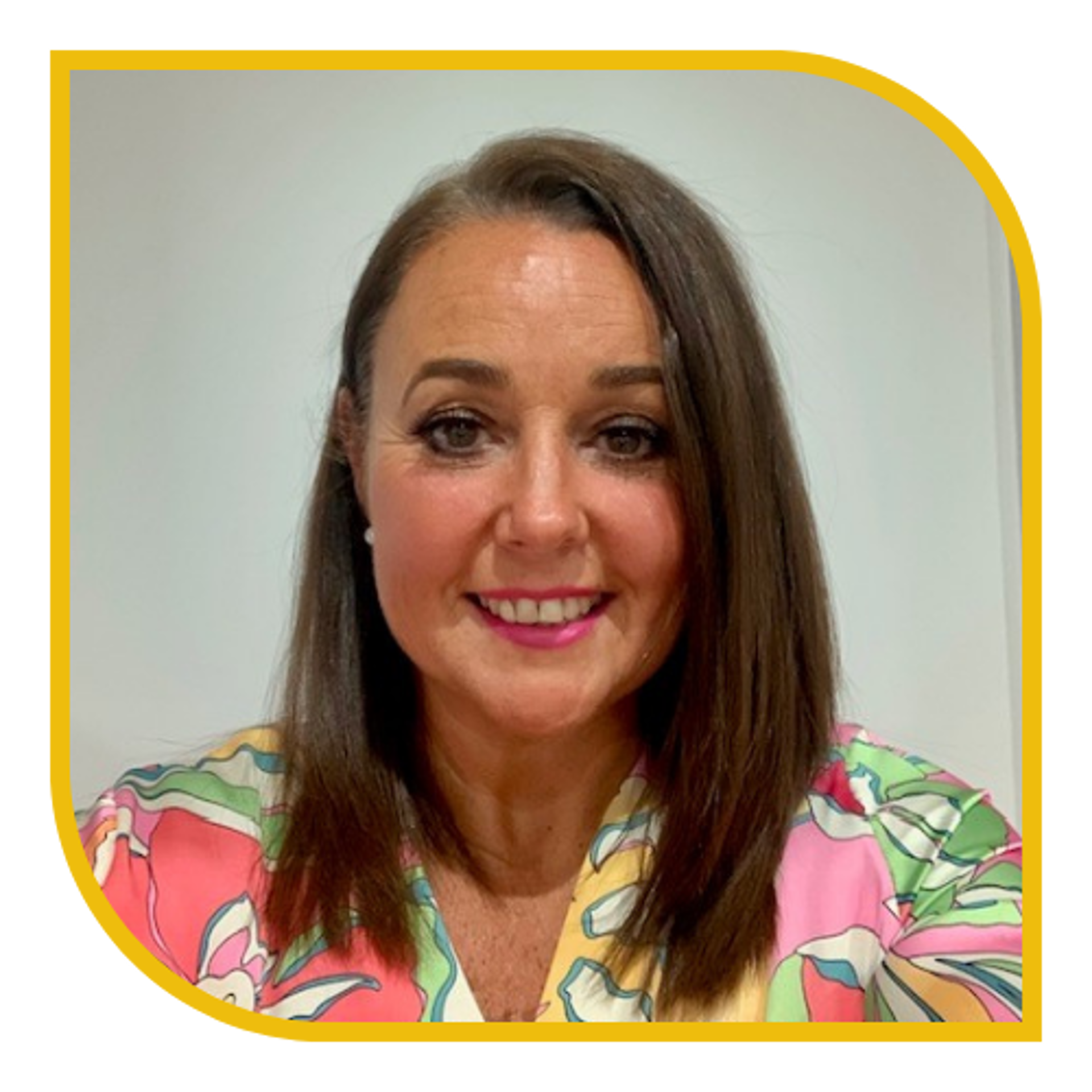 Lucy Merritt, Gweithiwr Prosiect